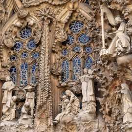 Barcelona: Exclusive Sagrada Familia Private Guided Tour