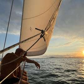 Sailing Tour in Barcelona with Open Bar and Swim Stop