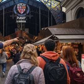 Barcelona: Wycieczka piesza z zamkiem Montjuic i kolejką linową