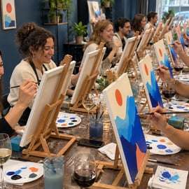 Atelier Paint & Wine à Barcelone, peinture et open bar