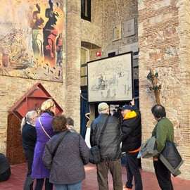 Girona and Figueres Full-Day Tour with Hotel Pickup