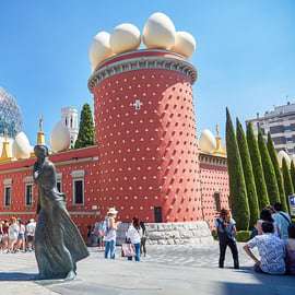 Vanuit Barcelona: Dagtocht Girona, Figueres en Dalí Museum