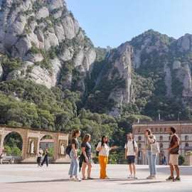 Barcelona: Excursão a Montserrat com Cog-Wheel e Madona Negra