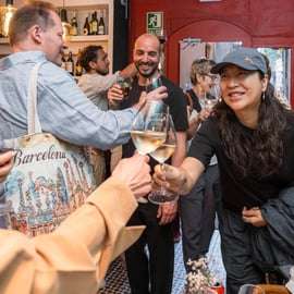 Barcelona: Tipsy Tapas Food Crawl Wandeltour met proeverijen