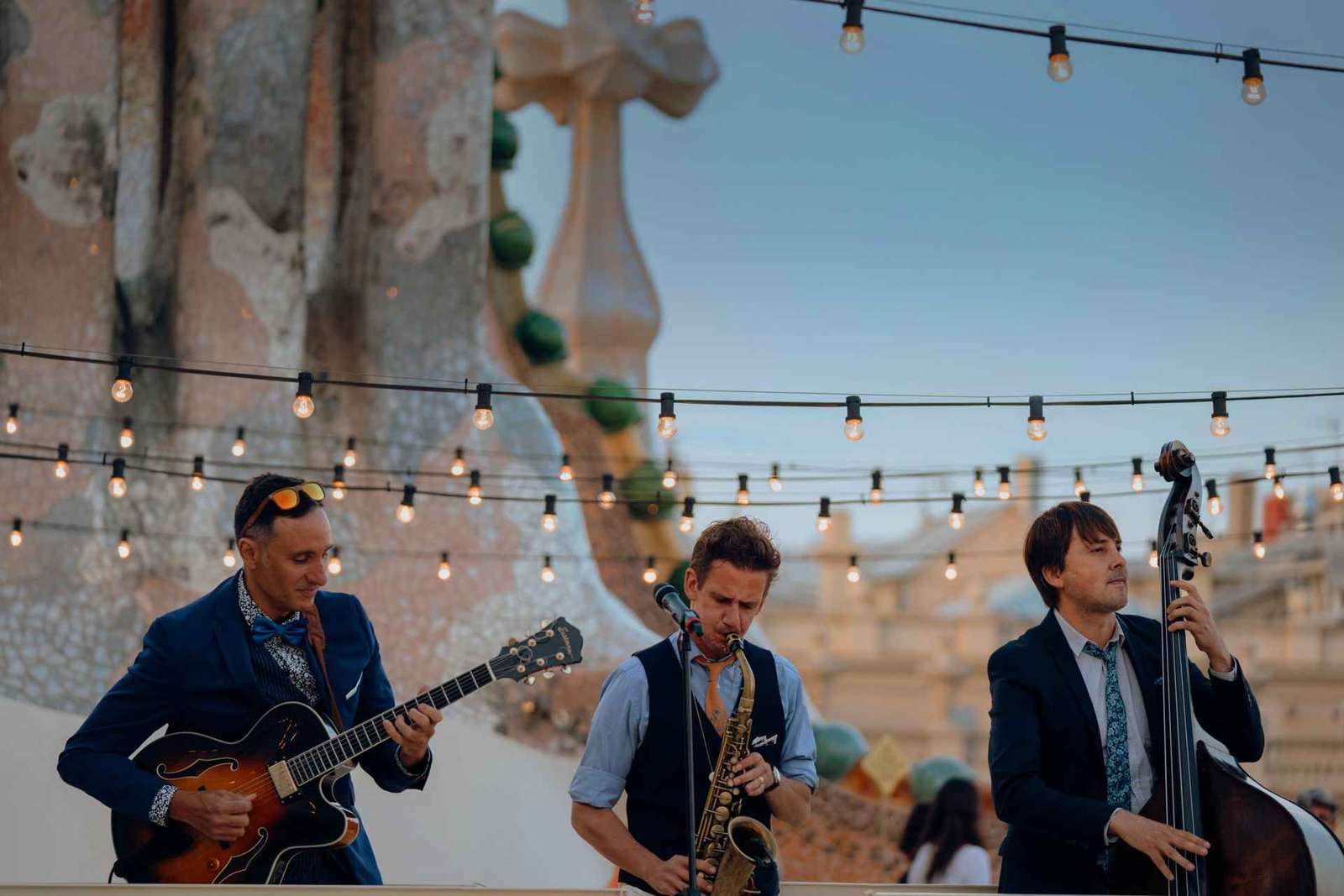 Avondbezoek Casa Batlló met concert op het dakterras