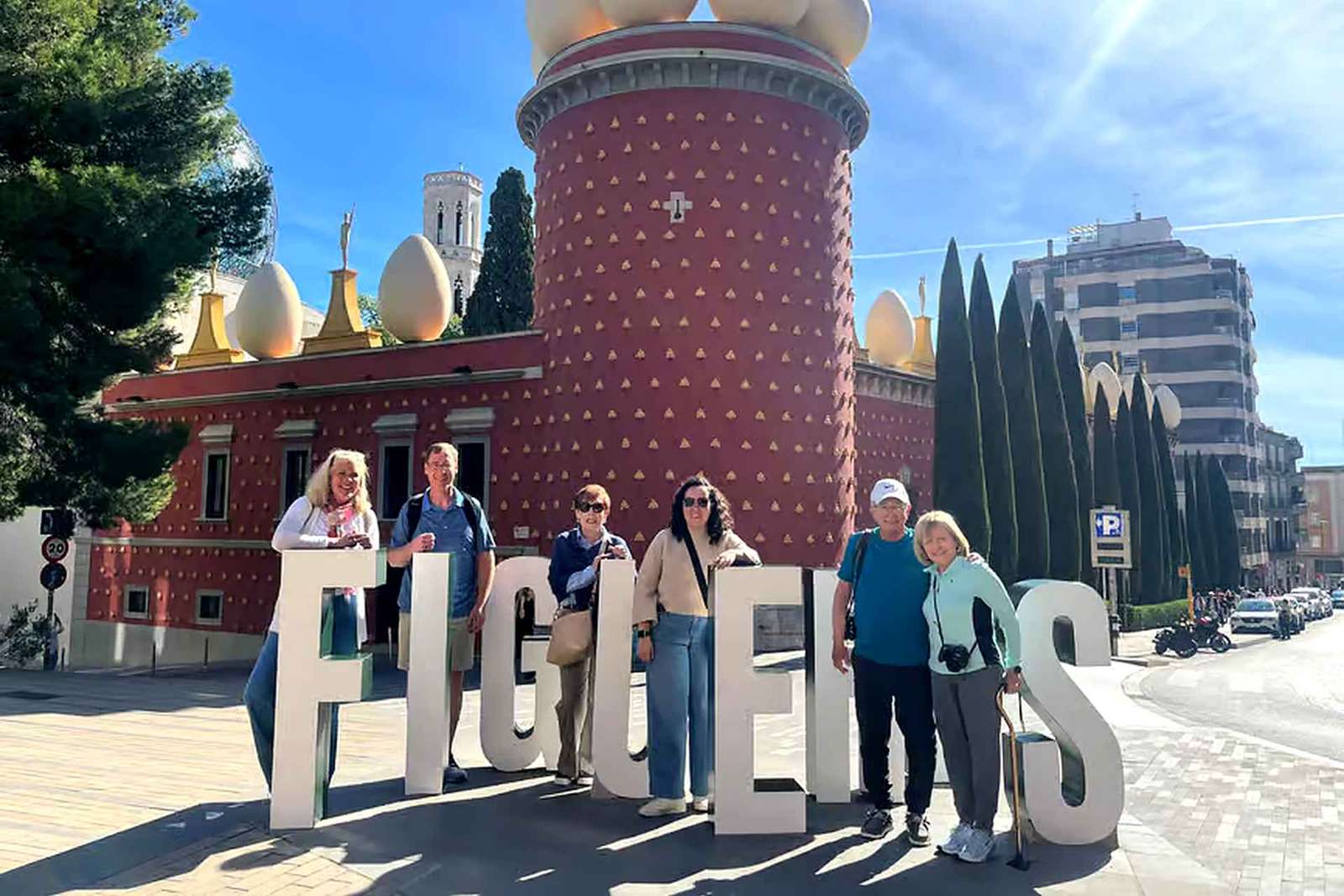 Girona and Figueres Full-Day Tour with Hotel Pickup