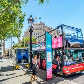 Barcelona: Prohlídka města s autobusem Hop-On Hop-Off