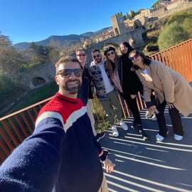 From Barcelona: Girona, Besalú & a Clifftop Village Day Trip
