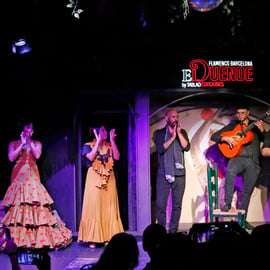 Barcellona: Spettacolo di flamenco con drink a La Rambla