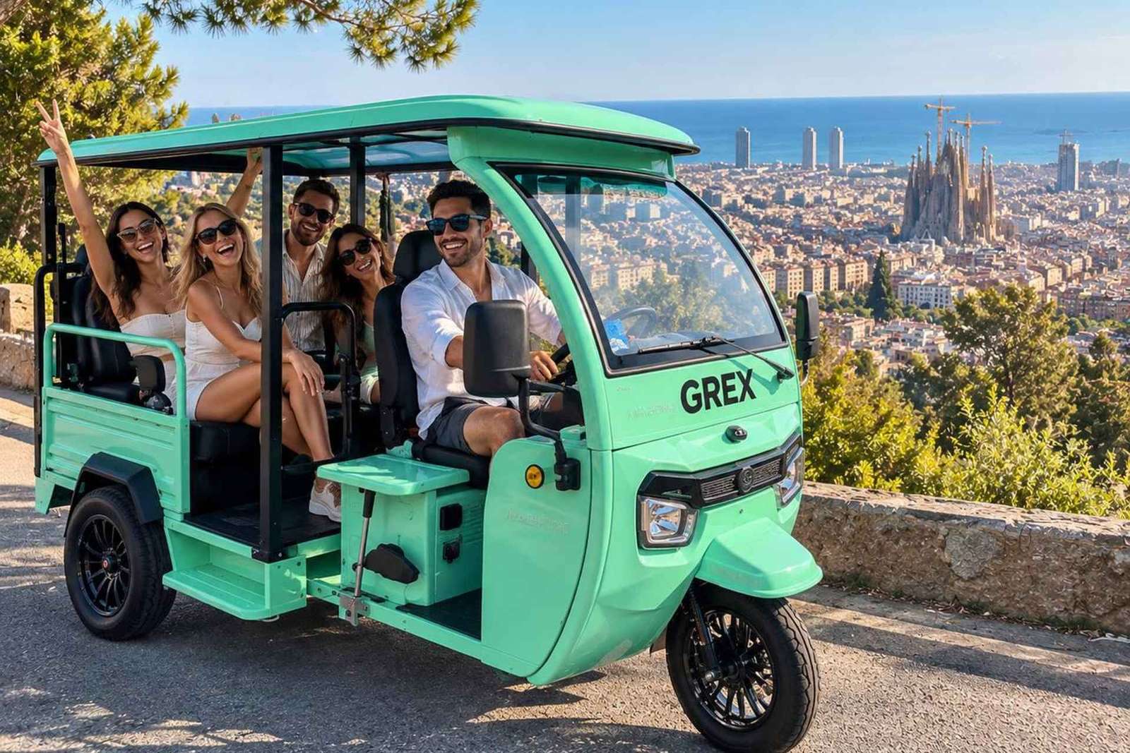 Visite de Barcelone en tuk-tuk électrique, 1 à 4 heures