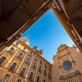 Barcelonából: Montserrat kolostor, könnyű túra, felvonó