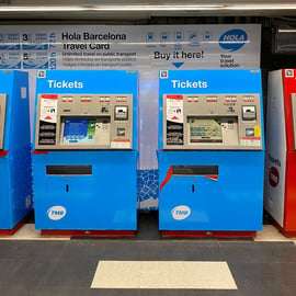 Barcelona: Cartão de viagem de transporte público Hola Barcelona