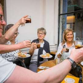 Barcelona: Tipsy Tapas Food Crawl Wandeltour met proeverijen