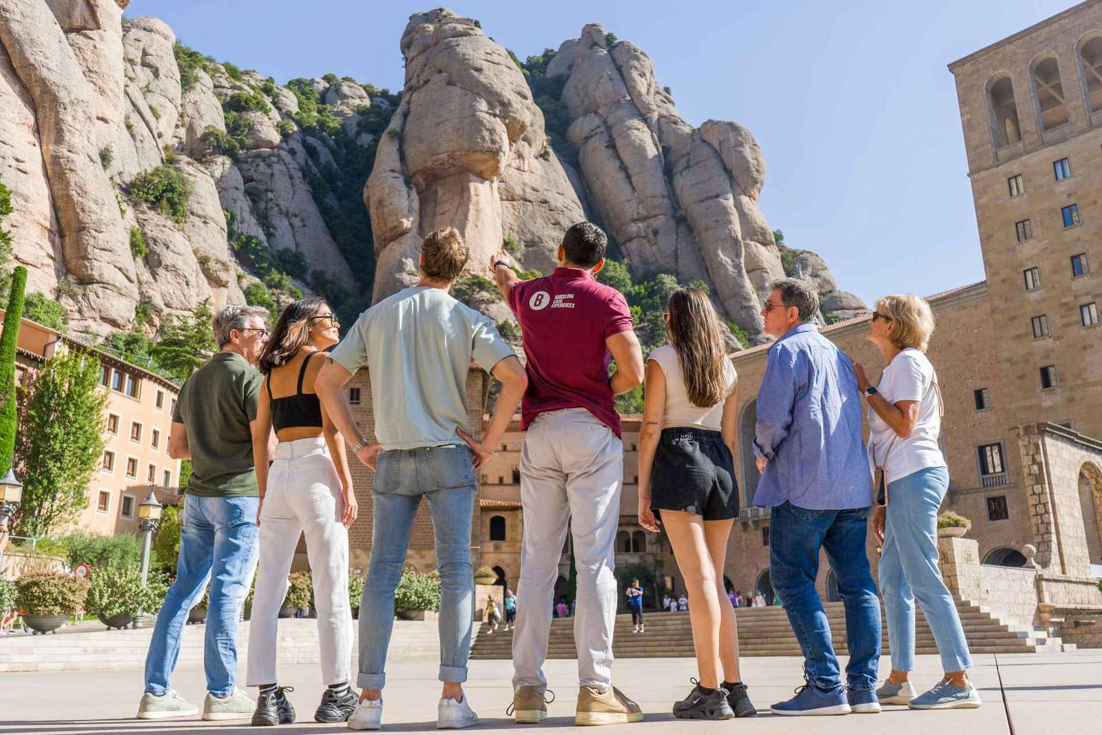 Från Barcelona: Halvdagsupplevelse i Montserrat