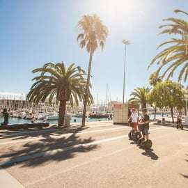 Barcelona: 2 uur durende stadsrondleiding met gids, segwaytour