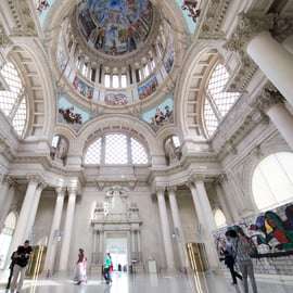 Barcelona Card: 25+ Museums and Free Public Transportation