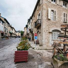 Depuis Barcelone : Excursion guidée d'une journée en Andorre et en France