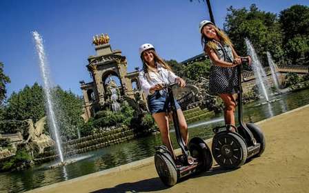 Barcelona: Guided Segway Tour