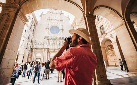Barcelone : Montserrat et visite d'anciens vignobles avec tapas/déjeuner