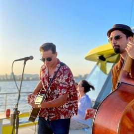 Crociera in catamarano a Barcellona, di giorno o al tramonto