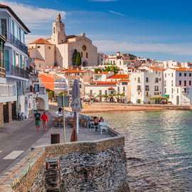 Ab Barcelona: Tagestour nach Girona, Figueres und Cadaqués