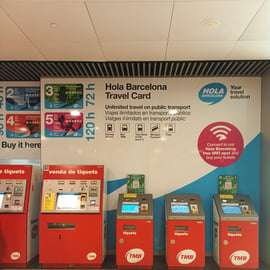 Barcelona: Cartão de viagem de transporte público Hola Barcelona