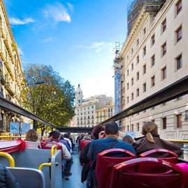 Barcelonai hop-on hop-off busz: narancssárga és zöld útvonal