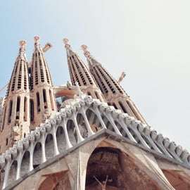 Barcelona: Prohlídka Sagrada Família s rychlým vstupem a věžemi s průvodcem