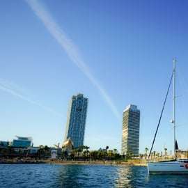 Au départ de Barcelone : Voile et dégustation de vins