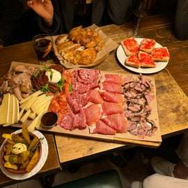 Barcelona: tour gastronómico con paella, sangría e historia
