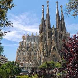 Barcelona: Sagrada Familia Group Tour with Fast-Track Entry
