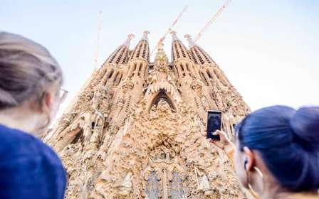 Barcelone : Visite de la Sagrada Familia avec accès optionnel à la tour