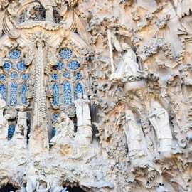 Barcelona: Prohlídka Sagrada Família s rychlým vstupem a věžemi s průvodcem