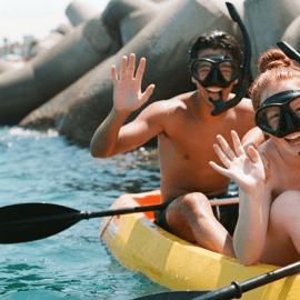 Passeio de caiaque e snorkel em Barcelona, na Barceloneta