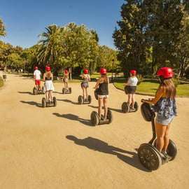 Barcelona: 2 uur durende stadsrondleiding met gids, segwaytour