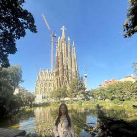 Sagrada Familia: Golden-Hour Guided Tour & Priority Access