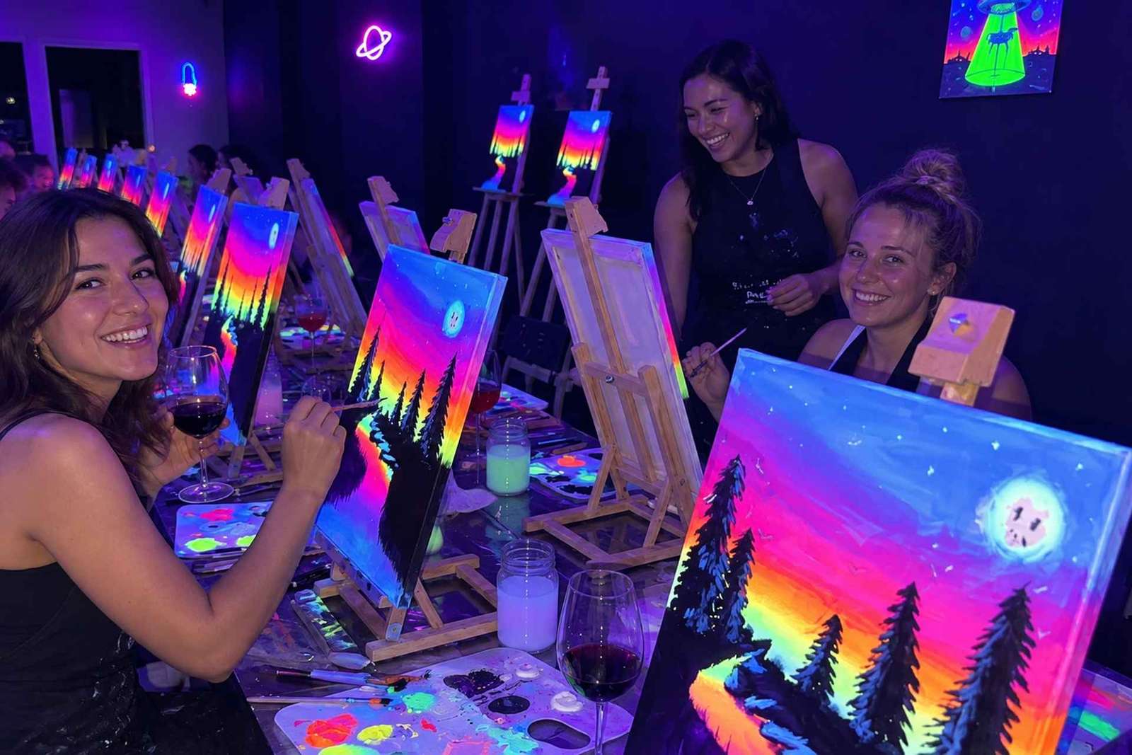 Atelier Paint & Wine à Barcelone, peinture et open bar